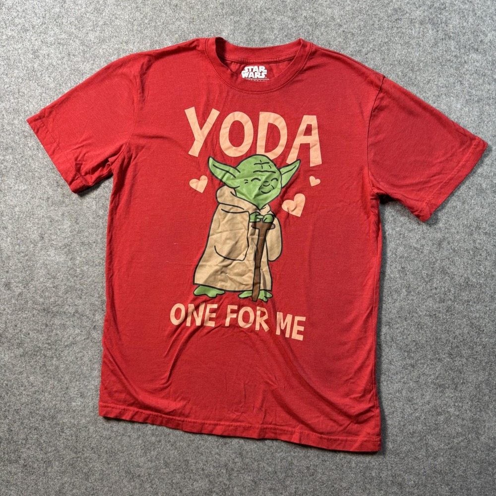Star Wars Mens‎ Yoda One For Me Graphic Tee S Red Cotton Blend Short Sleeve
